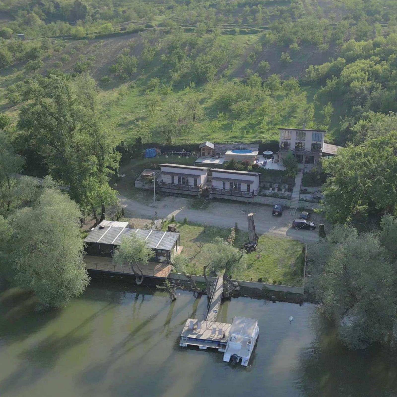 Villa Bora Kuce Na Reci à Belgrade Extérieur photo